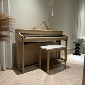 Roland HP702 Eg - Interiørpakke